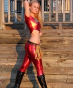 Alisa Kiss wonder girl