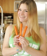 Danielle FTV three carrots