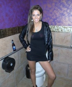 Val Midwest Club Bathroom